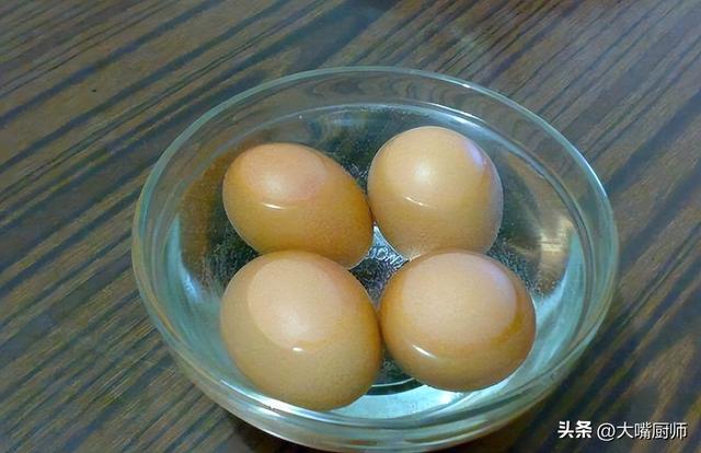 水煮鸡蛋一般煮几分钟冷水下锅（煮鸡蛋开水凉水下锅都不对）(3)