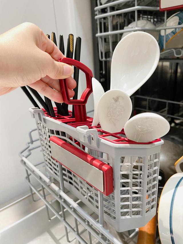 洗碗机的实用性大吗（洗碗机到底是智商税）(8)