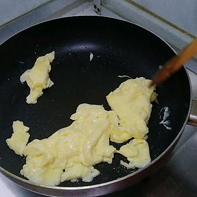 蒜苗炒鸡蛋的简单做法（赶紧收藏精致一人食）(7)