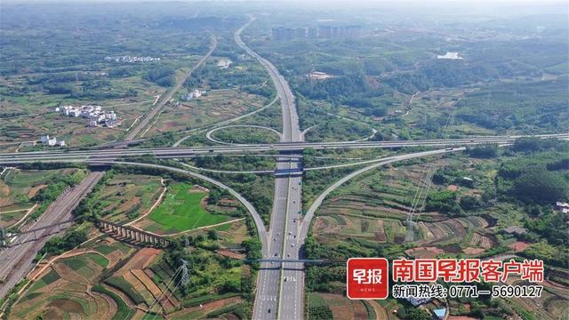 广西即将通的高速公路（对话焦点广西今年将实现县县通高速）(1)