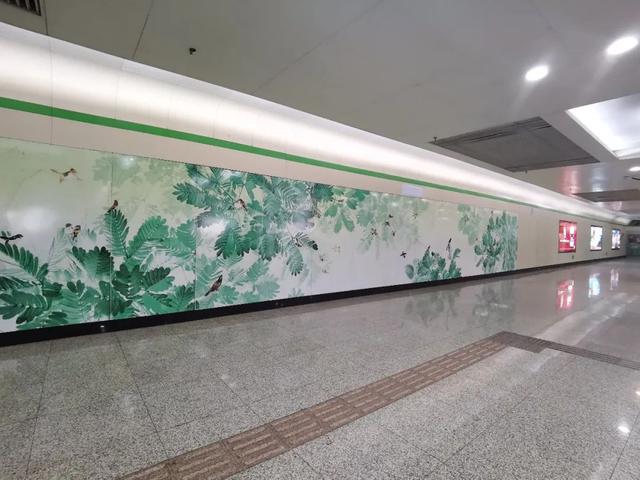 上海长宁570号地铁站（途经长宁的这些地铁站竟有这么美）(3)