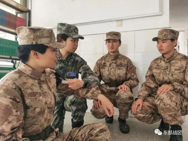 女兵训练内容及要求（女兵的新训生活）(13)