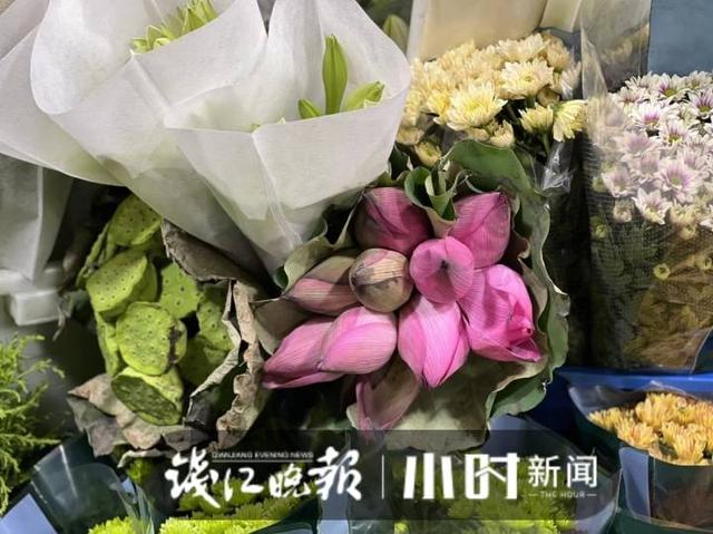 今年七夕情人节鲜花卖得怎么样（玫瑰不香了荷花占C位）(10)