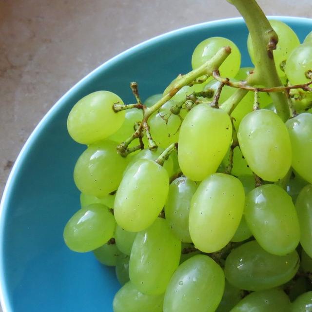 葡萄的能量高吗（研究显示葡萄的摄入对健康和寿命都有）