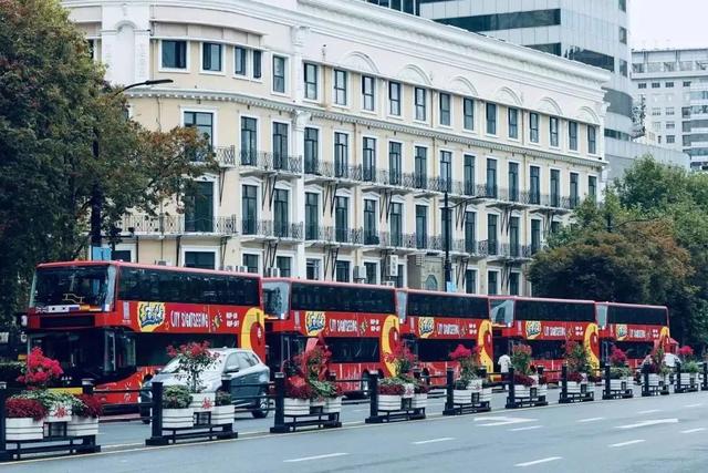 上海最值得坐的双层观光巴士 上海各种各样的双层巴士(2)