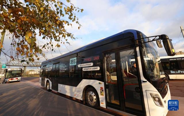 全球最长纯电动大巴车（中企造自动驾驶大巴客车将在法国载客运营）(7)