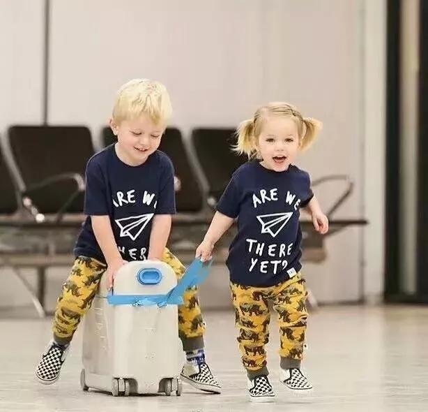 带儿童坐飞机旅行必备（带宝宝乘飞机出行需要注意哪些问题）(2)