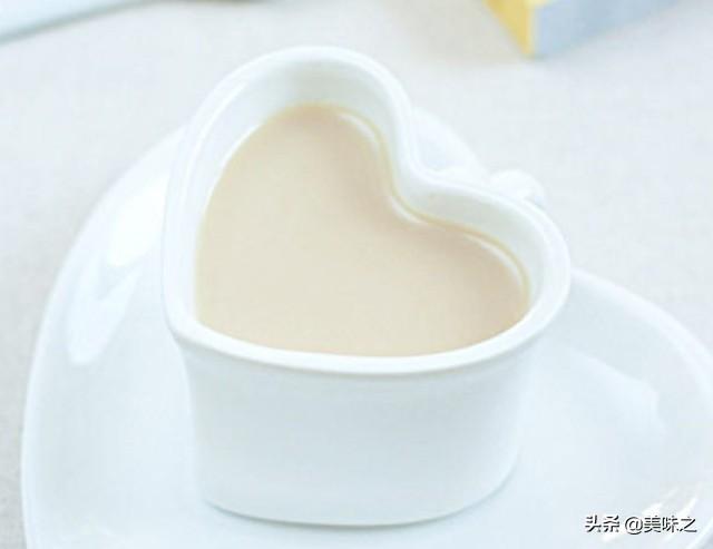 简易美味奶茶做法（美味奶茶的17种做法）(8)